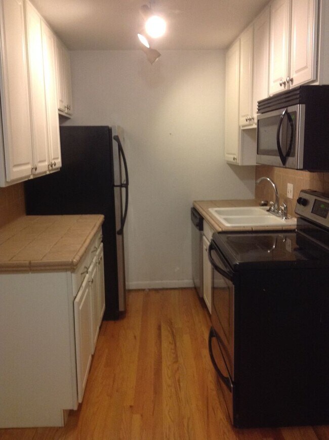 Foto del edificio - 1 bedroom condo in Denver