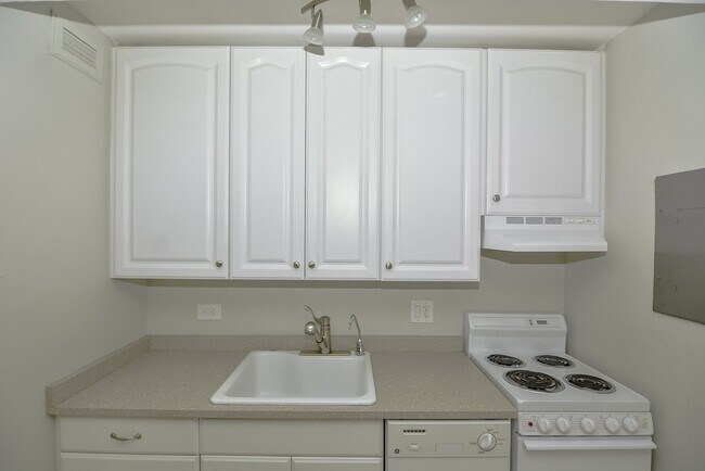Foto del edificio - 442 W Wellington Ave