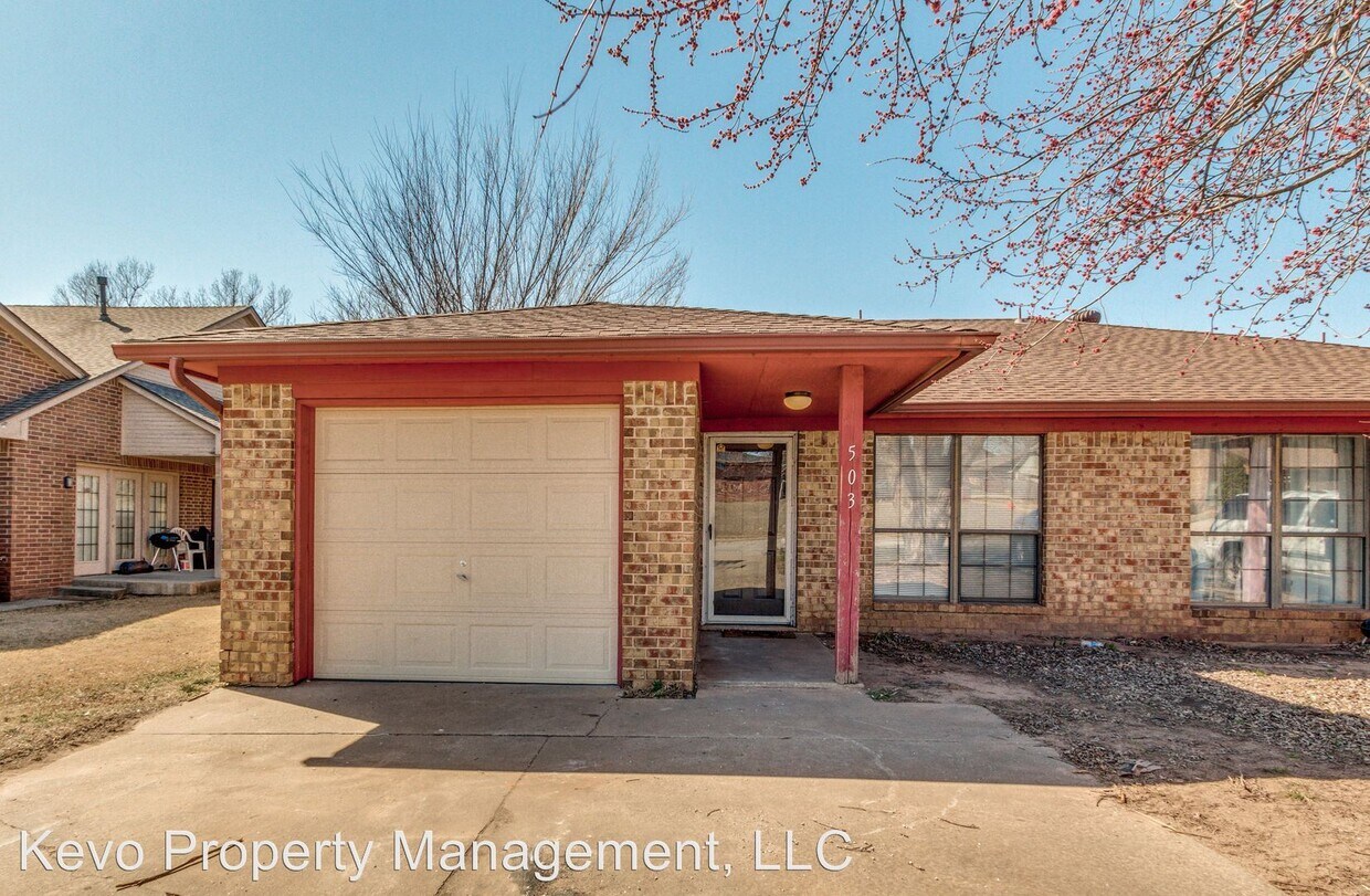Primary Photo - 2 br, 1 bath House - 503 Greengate Dr.