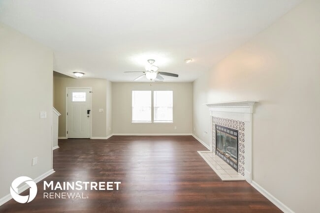 Building Photo - 113 Oakview Dr