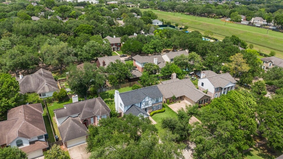 Foto principal - 3330 Oak Branch Ln