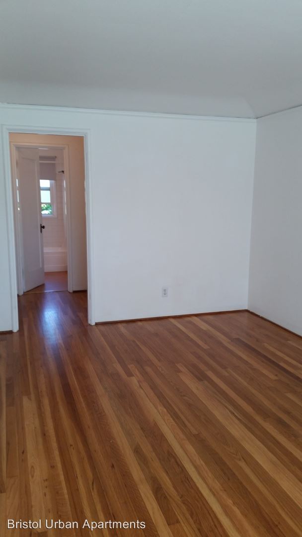 Foto del edificio - 2211 NE Pacific St