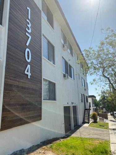 Foto del edificio - 13704 Franklin St