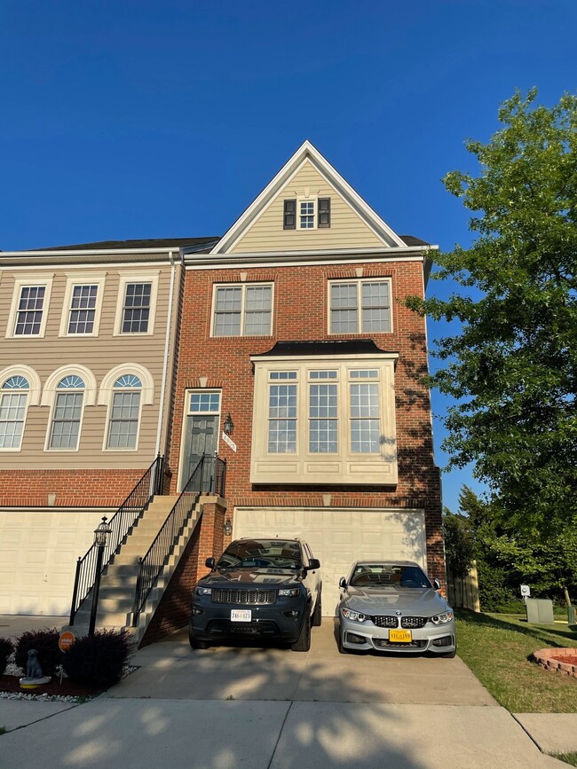 Photo - 6933 Stanwick Square Townhome