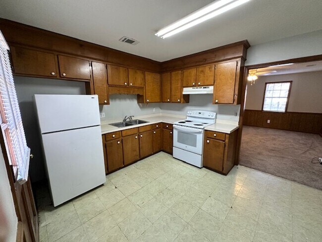 Foto del edificio - Rosewood  Neighborhhood