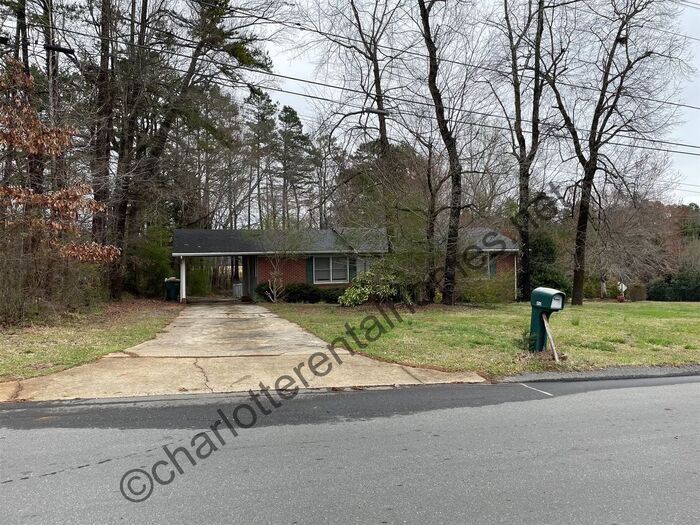 Brick ranch home in great neighborhood House Rental in Gastonia, NC