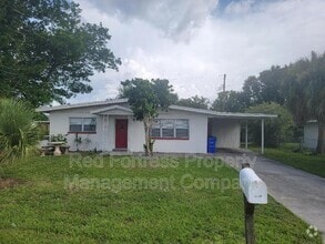 Building Photo - 2610 Elmwood St