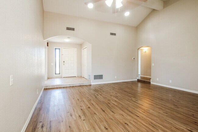 Foto del edificio - 17403 E San Marcus Dr