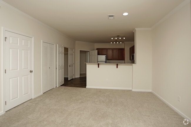 Interior Photo - Palisades at the Park