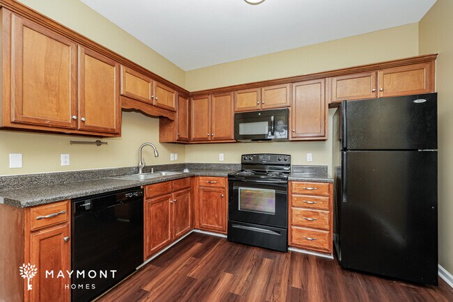 Foto del edificio - 3217 Hardwood Dr