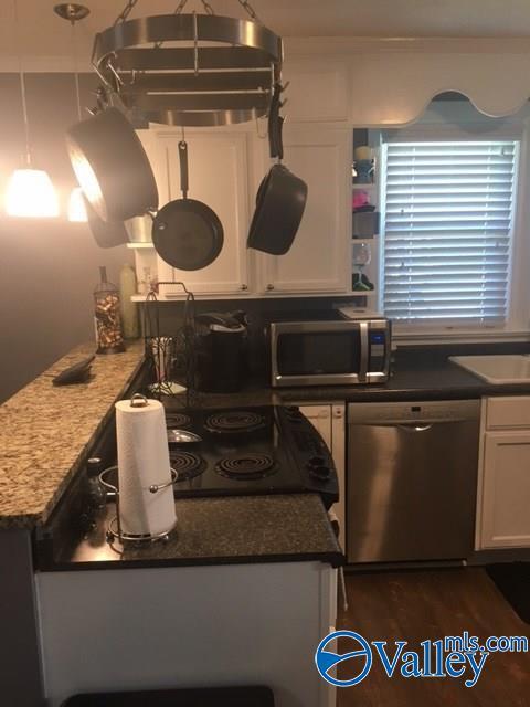 Foto del edificio - 1332 Halsey Ave NE