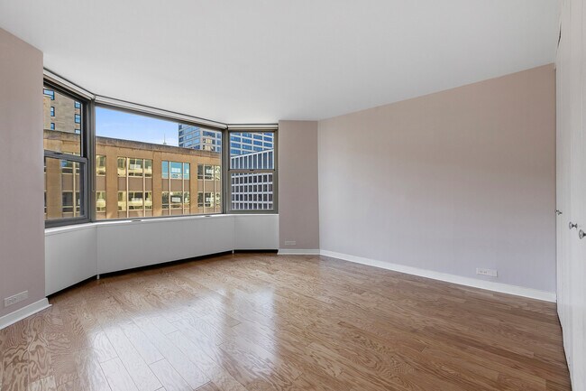Building Photo - 535 N Michigan Ave