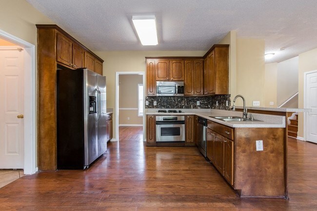Building Photo - 4092 Gracewood Park Dr