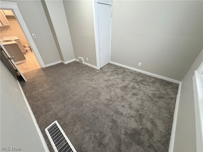 Foto del edificio - 1924 E 123rd St