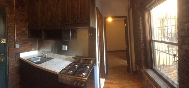 Primary Photo - 520 5th Ave