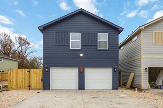 Building Photo - 8118 De Priest St