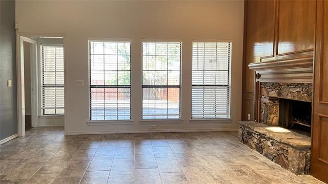 Foto del edificio - 4023 Lawngate Dr