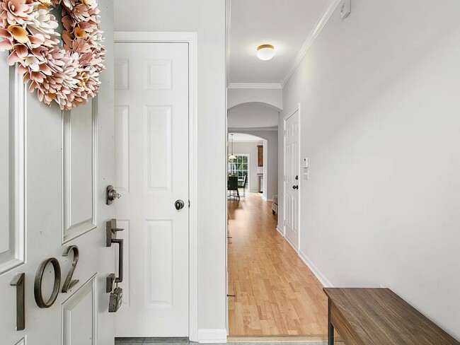 Foto del edificio - 102 Lamplighter Ln