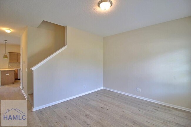 Foto del edificio - 260 Whippoorwill Wy NE