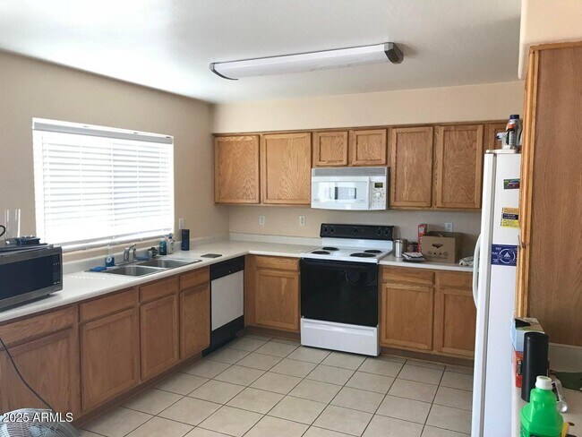 Foto del edificio - 10971 W Rio Vista Ln