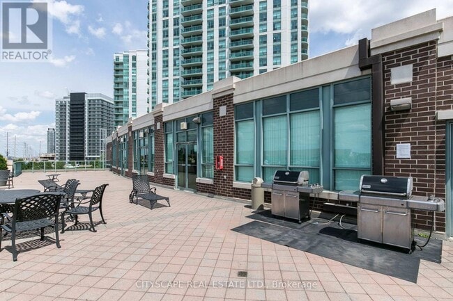 Building Photo - 4889 Kimbermount Ave