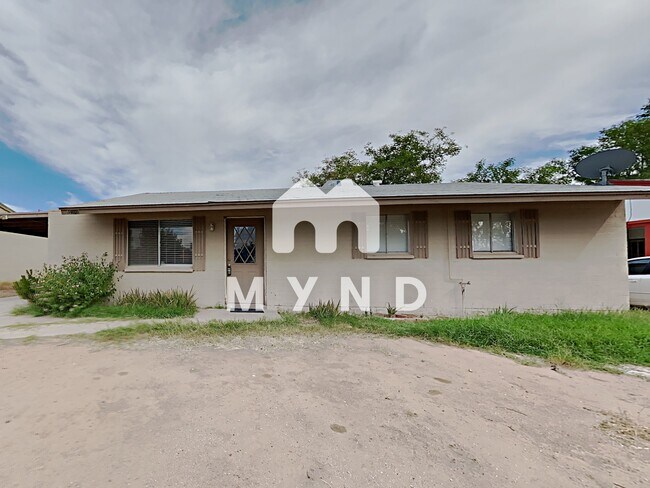 Foto del edificio - 10021 N 16th Dr