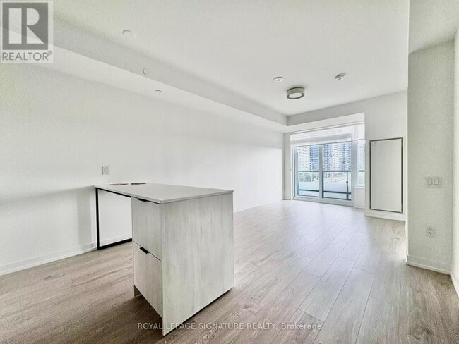 Building Photo - 2485 Eglinton Ave W