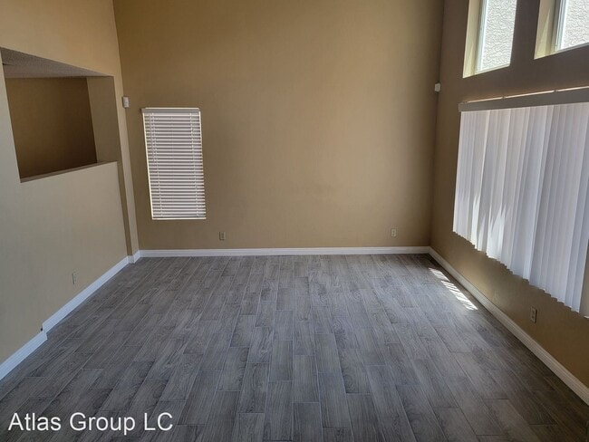 Building Photo - 3 br, 2.5 bath House - 2826 Rungsted St.