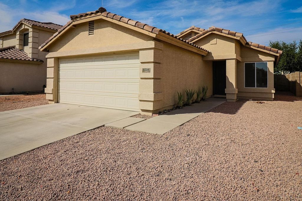 Primary Photo - 11726 W Shaw Butte Dr