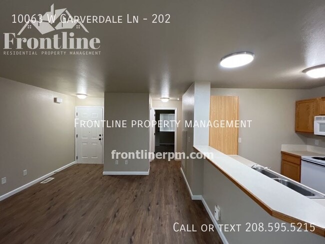 Building Photo - 10063 W Garverdale Ln