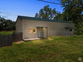 Building Photo - 6602 Prino Rd