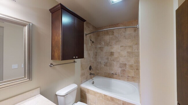 Interior Photo - Ashton Bellevue