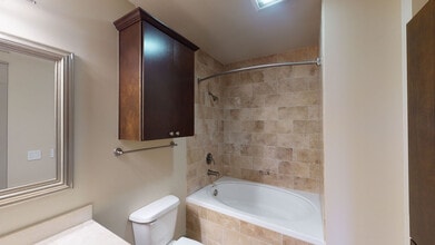 Interior Photo - Ashton Bellevue