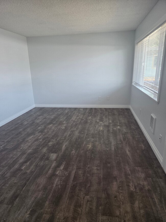 Photo - 8000 NE Hwy 99 (Vancouver, WA) Apartment
