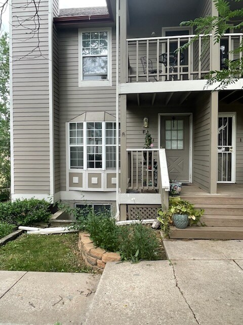 Primary Photo - 2828 Silverplume Dr