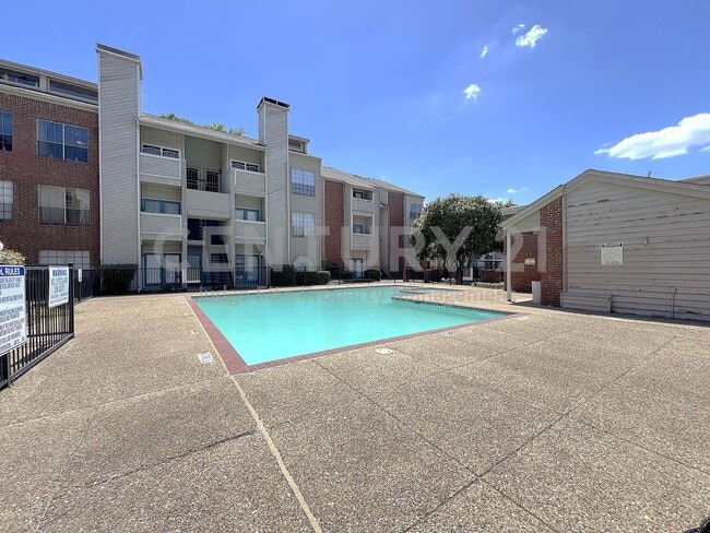 Ground-Level 1/1 Open Condo in Dallas! - Ground-Level 1/1 Open Condo in Dallas!