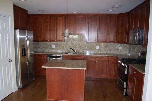 Foto del edificio - 2602 W Diversey Ave