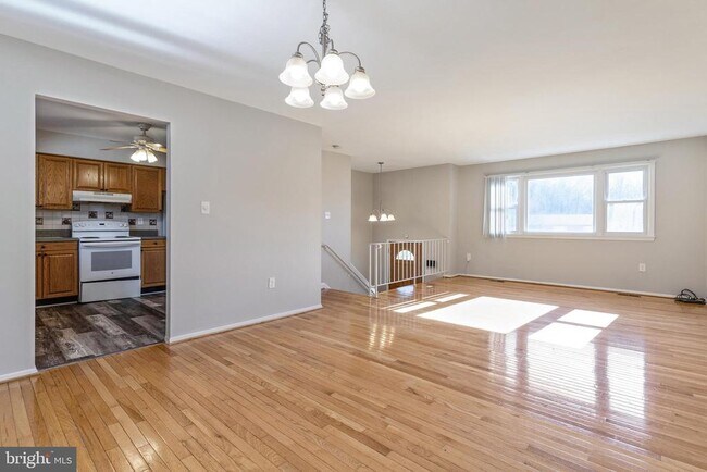 Building Photo - 7104 Quarry Ct