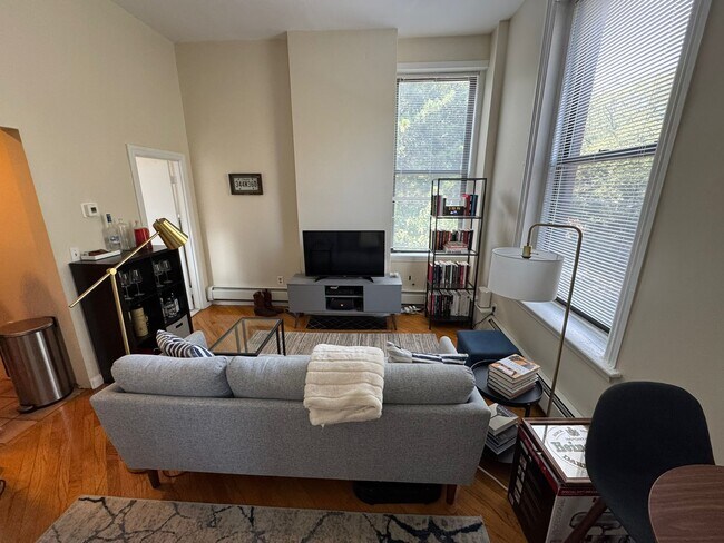 Foto del edificio - 305 Shawmut Ave