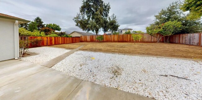 Foto del edificio - 1380 Pauline Dr