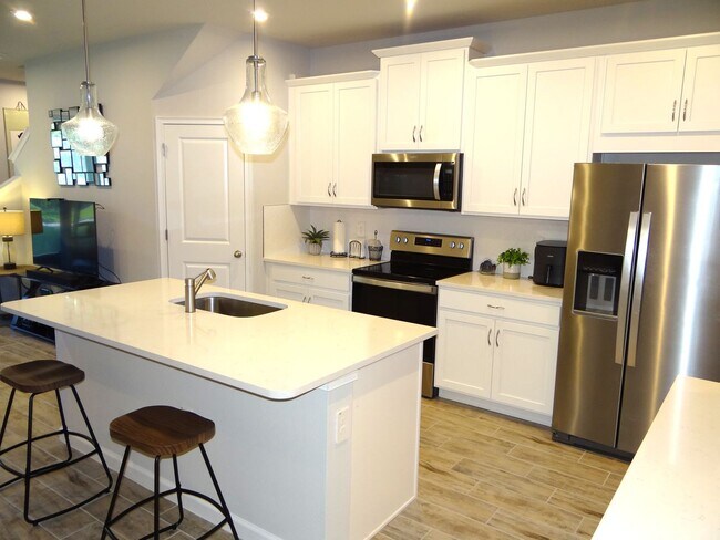 Foto del edificio - $500 off 1st months rent  - 3bed/2.5 bath ...