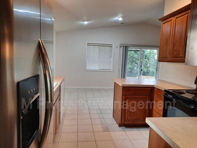 Foto del edificio - 322 27th St NW