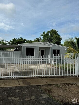 Building Photo - 110 NW 120th Ter