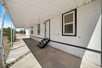 Building Photo - 39975 San Ignacio Rd