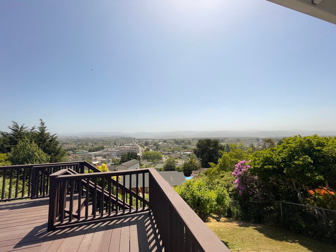 1945 Scenic Dr Fortuna, CA 95540 Alquileres en Fortuna, CA