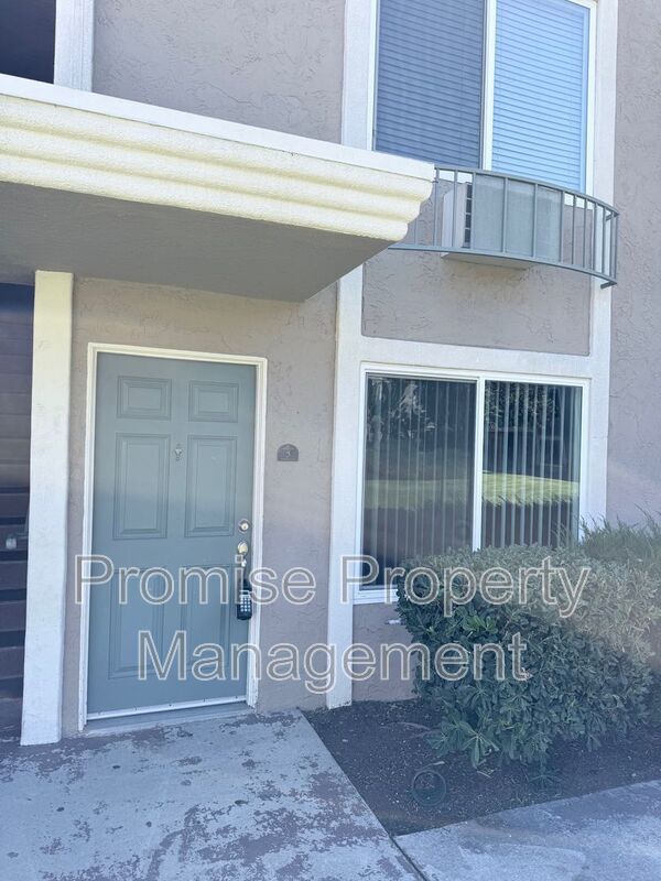 Foto principal - 1240 N Broadway