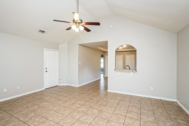 Building Photo - 6267 Gillian Park Dr