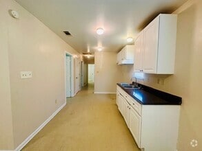 Building Photo - 2563 Weller Ave
