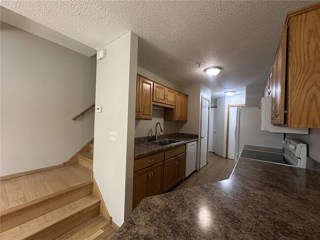 Foto del edificio - 5522 100th Ln