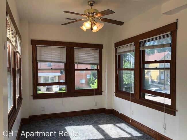 Foto del edificio - 4 br, 1 bath Apartment - 639 E. Johnson St.